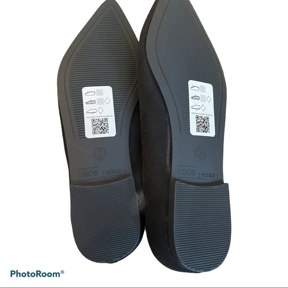 Asos DESIGN Lucky pointed ballet flats in black - Picture 7 of 11